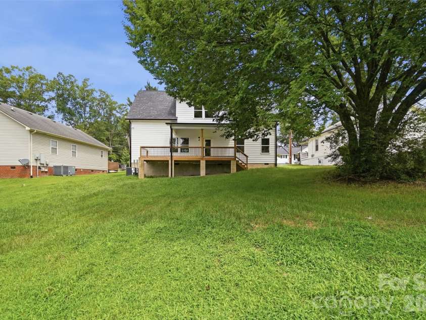 917 Bethpage Road, Kannapolis, NC 28081.  MLS# CAR4345020, YatesRealty ID 14757. 