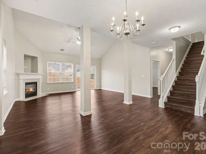 11225 Amherst Glen Drive, Charlotte, NC 28213.  MLS# CAR4350307, YatesRealty ID 14759. 