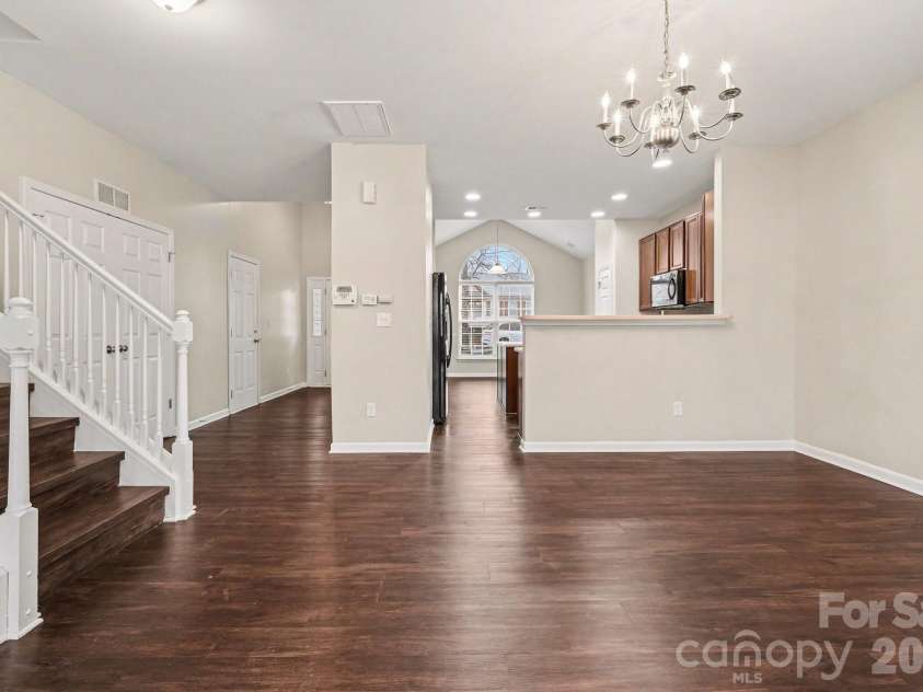 11225 Amherst Glen Drive, Charlotte, NC 28213.  MLS# CAR4350307, YatesRealty ID 14759. 