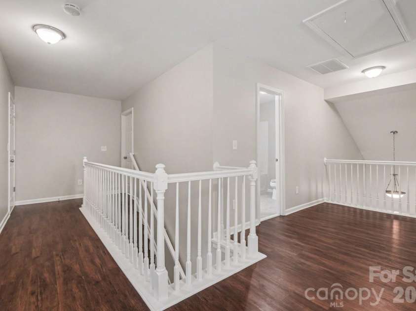 11225 Amherst Glen Drive, Charlotte, NC 28213.  MLS# CAR4350307, YatesRealty ID 14759. 