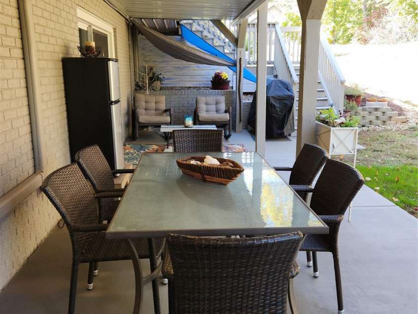 9542 Riviera Drive, Sherrills Ford, NC 28673.  MLS# CAR4298119, YatesRealty ID 14759. 