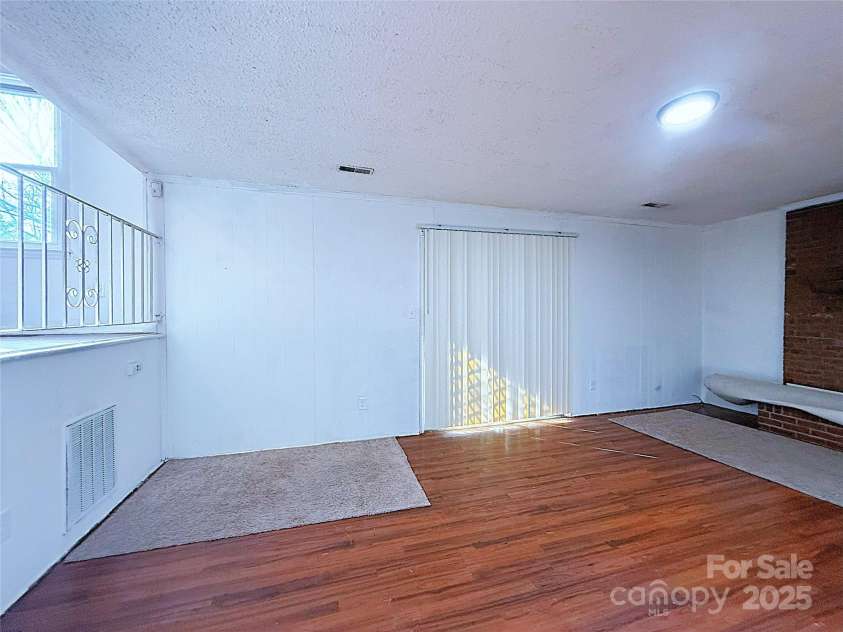 7006 Idlewild Road, Charlotte, NC 28212.  MLS# CAR4227238, YatesRealty ID 1476. 