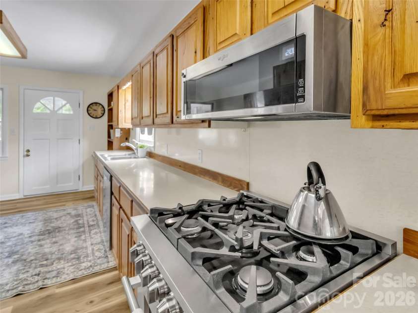 487 Julia Lane, Maggie Valley, NC 28751.  MLS# CAR4373255, YatesRealty ID 14761. 