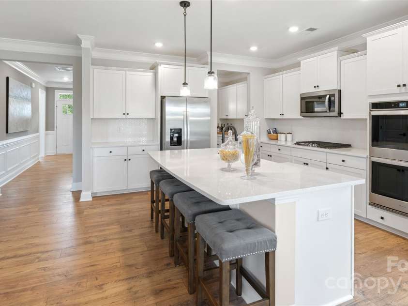 7024 Butternut Oak Terrace, Huntersville, NC 28078.  MLS# CAR4237980, YatesRealty ID 14761. Photos are Representative