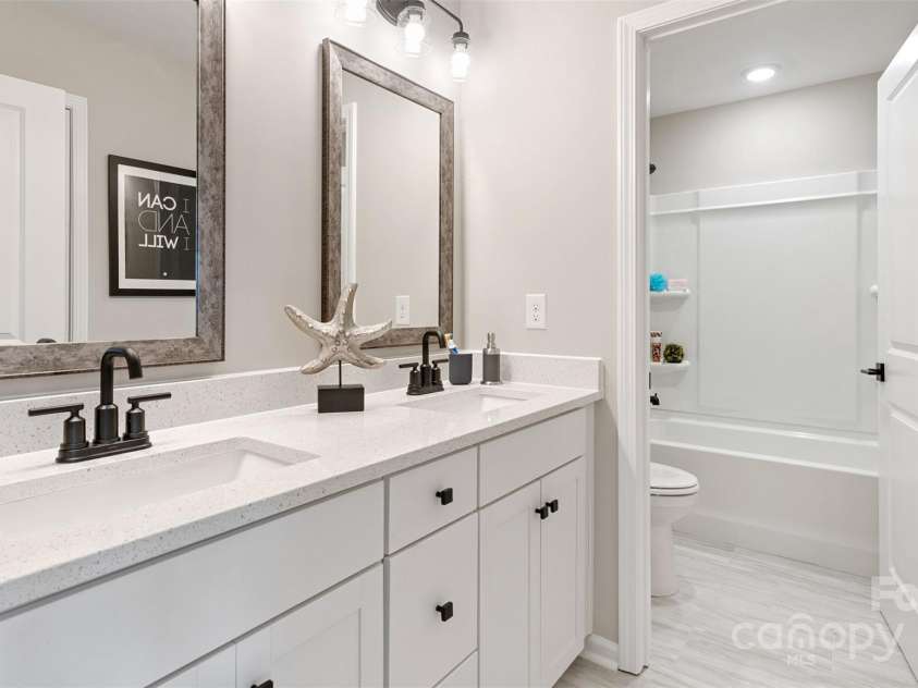 7024 Butternut Oak Terrace, Huntersville, NC 28078.  MLS# CAR4237980, YatesRealty ID 14761. Photos are Representative