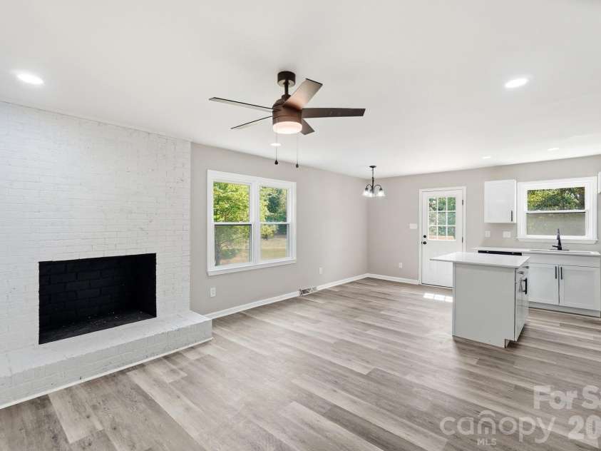2108 Waxhaw Marvin Road, Waxhaw, NC 28173.  MLS# CAR4425702, YatesRealty ID 14764. 
