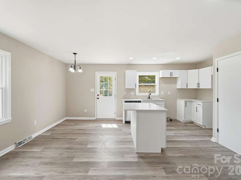 2108 Waxhaw Marvin Road, Waxhaw, NC 28173.  MLS# CAR4425702, YatesRealty ID 14764. 