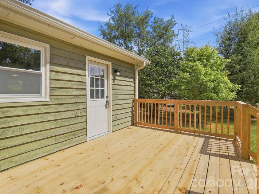 2108 Waxhaw Marvin Road, Waxhaw, NC 28173.  MLS# CAR4425702, YatesRealty ID 14764. 