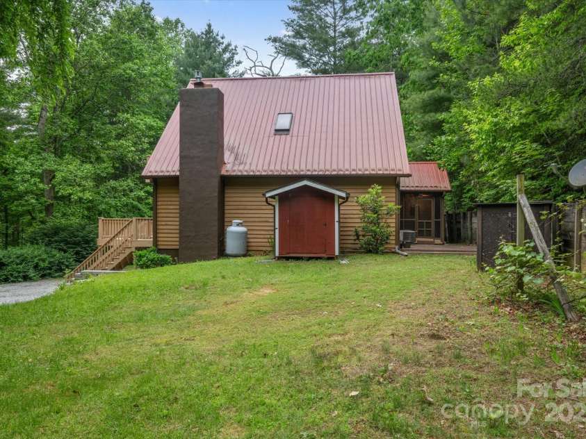 350 Stagecoach Road, Zirconia, NC 28790.  MLS# CAR4262854, YatesRealty ID 14765. 