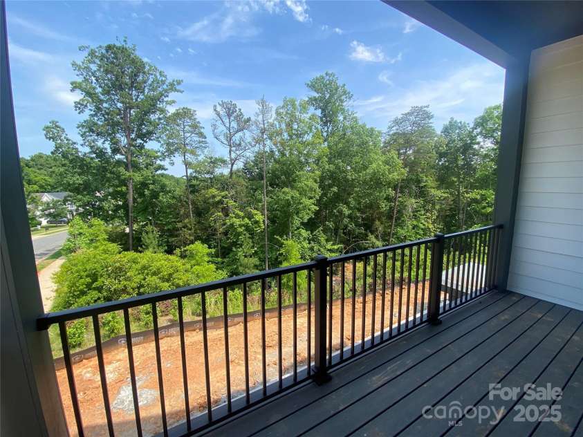 416 Nathaniel Way, Charlotte, NC 28213.  MLS# CAR4252856, YatesRealty ID 14767. Covered Terrace