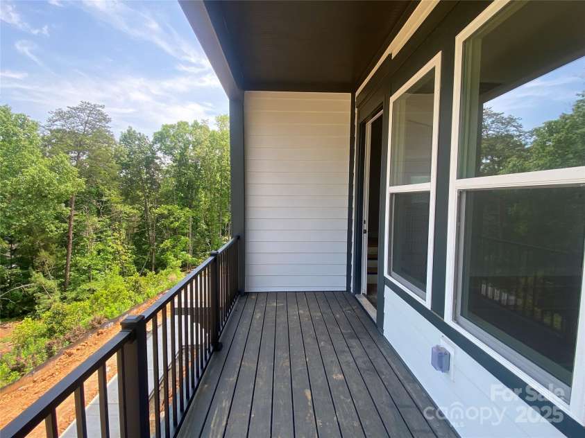 416 Nathaniel Way, Charlotte, NC 28213.  MLS# CAR4252856, YatesRealty ID 14767. Covered Terrace