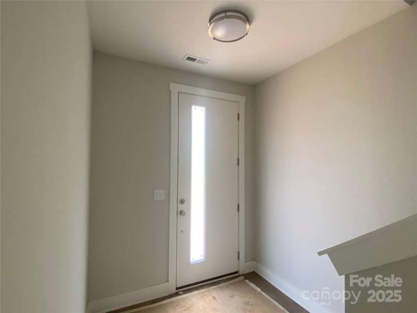 416 Nathaniel Way, Charlotte, NC 28213.  MLS# CAR4252856, YatesRealty ID 14767. Front Entry