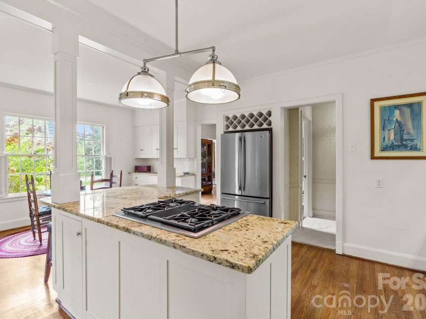 725 Mocksville Avenue, Salisbury, NC 28144.  MLS# CAR4363714, YatesRealty ID 14767. 
