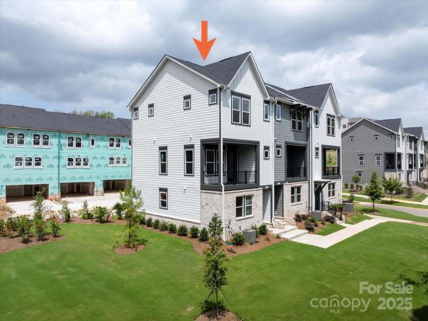 408 Nathaniel Way, Charlotte, NC 28213.  MLS# CAR4253140, YatesRealty ID 14768. 