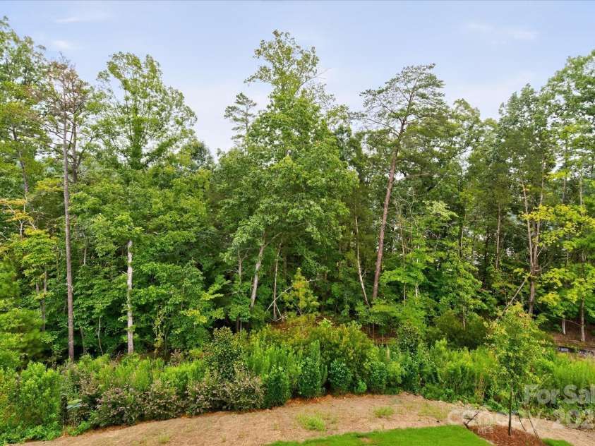 408 Nathaniel Way, Charlotte, NC 28213.  MLS# CAR4253140, YatesRealty ID 14768. 