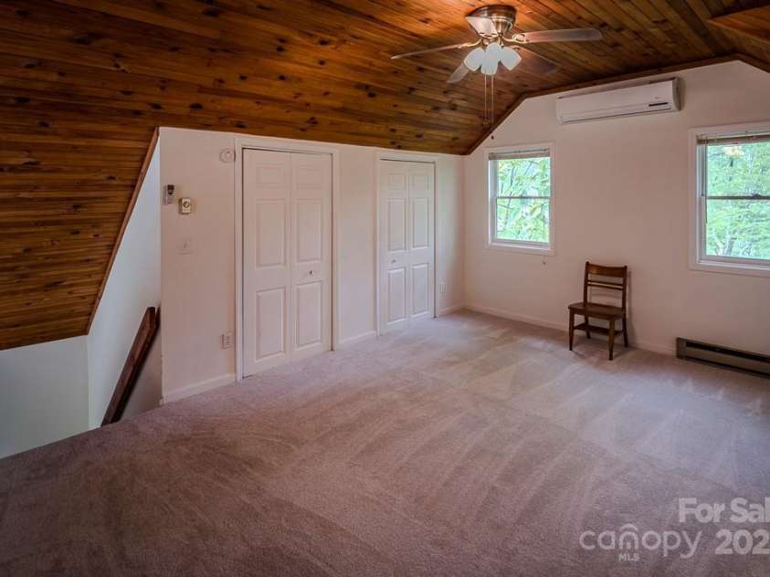 680 Timberlane Drive, Boone, NC 28607.  MLS# CAR4261134, YatesRealty ID 14769. 