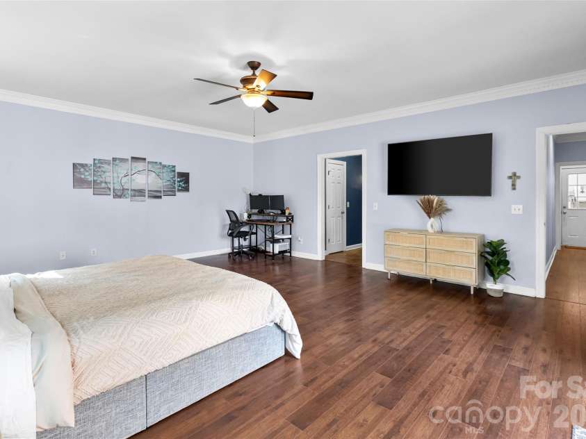 217 Spring Run Drive, Mooresville, NC 28117.  MLS# CAR4364550, YatesRealty ID 14770. 