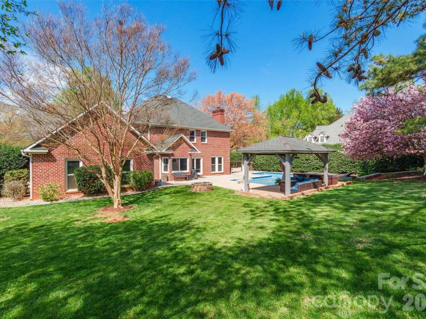 217 Spring Run Drive, Mooresville, NC 28117.  MLS# CAR4364550, YatesRealty ID 14770. 