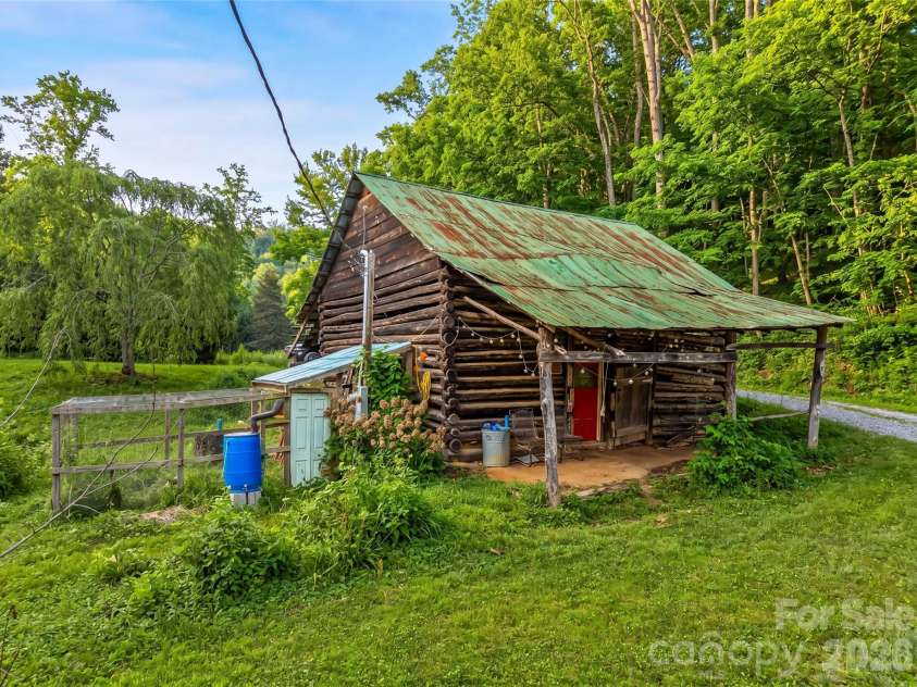 198 Brooks Branch Road, Leicester, NC 28748.  MLS# CAR4342516, YatesRealty ID 14773. Classic Barn