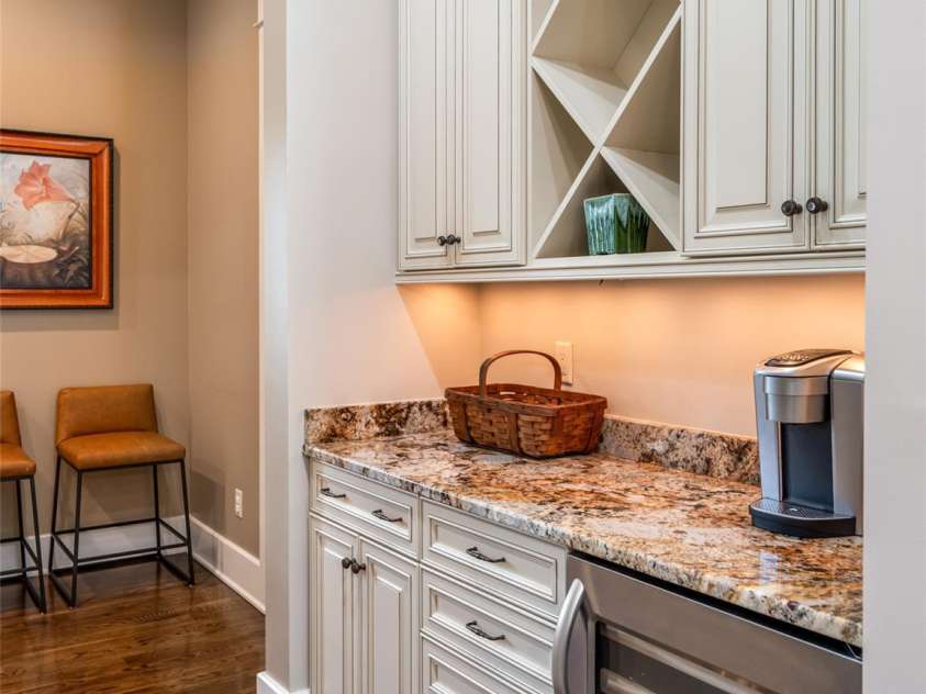 36 Ramble Way, Asheville, NC 28803.  MLS# CAR4370717, YatesRealty ID 14774. 