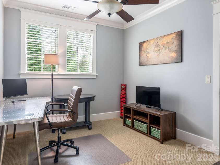 36 Ramble Way, Asheville, NC 28803.  MLS# CAR4370717, YatesRealty ID 14774. 