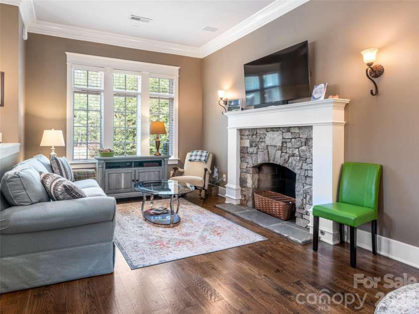 36 Ramble Way, Asheville, NC 28803.  MLS# CAR4370717, YatesRealty ID 14774. 
