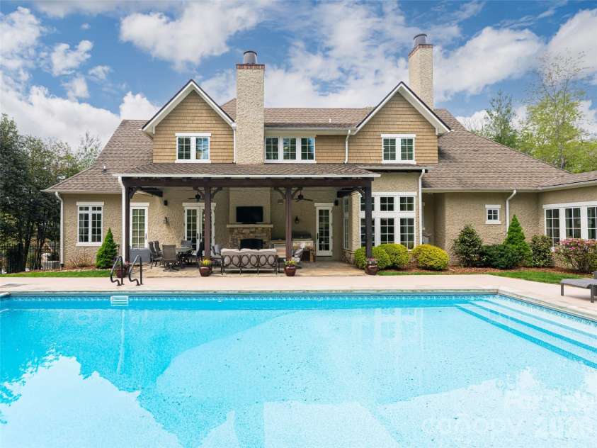 36 Ramble Way, Asheville, NC 28803.  MLS# CAR4370717, YatesRealty ID 14774. 