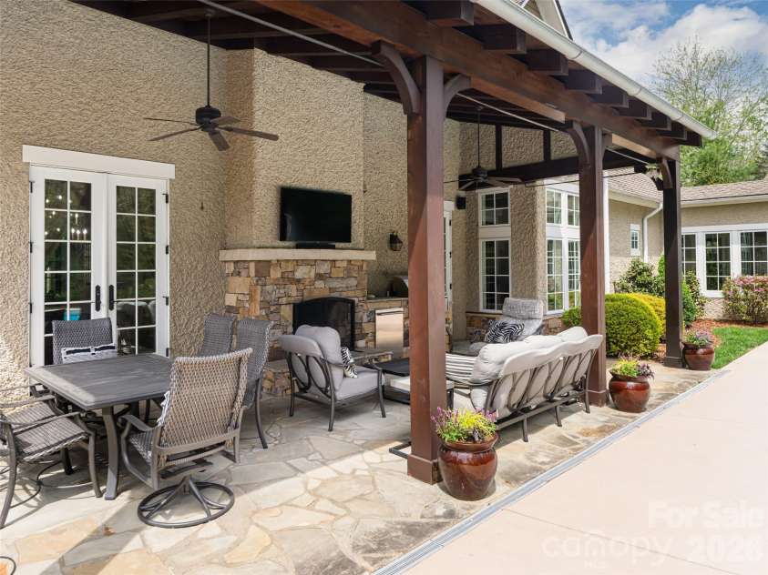 36 Ramble Way, Asheville, NC 28803.  MLS# CAR4370717, YatesRealty ID 14774. 