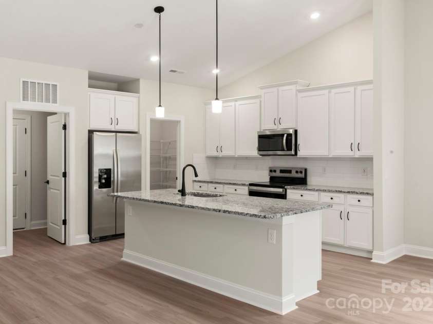 117 Rills Crossing Way, Troutman, NC 28166.  MLS# CAR4263188, YatesRealty ID 14775. 