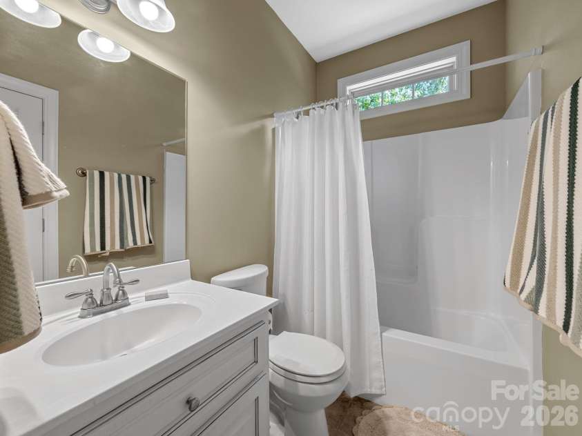 42 Woodridge Court, Columbus, NC 28722.  MLS# CAR4367047, YatesRealty ID 14775. 
