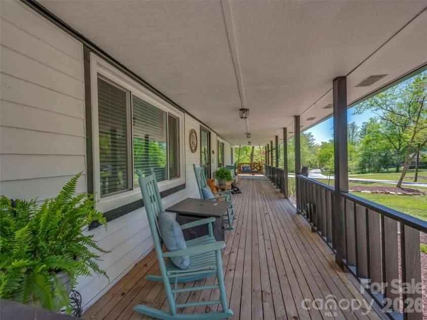 109 Scarlet Drive, Fletcher, NC 28732.  MLS# CAR4371533, YatesRealty ID 14776. 