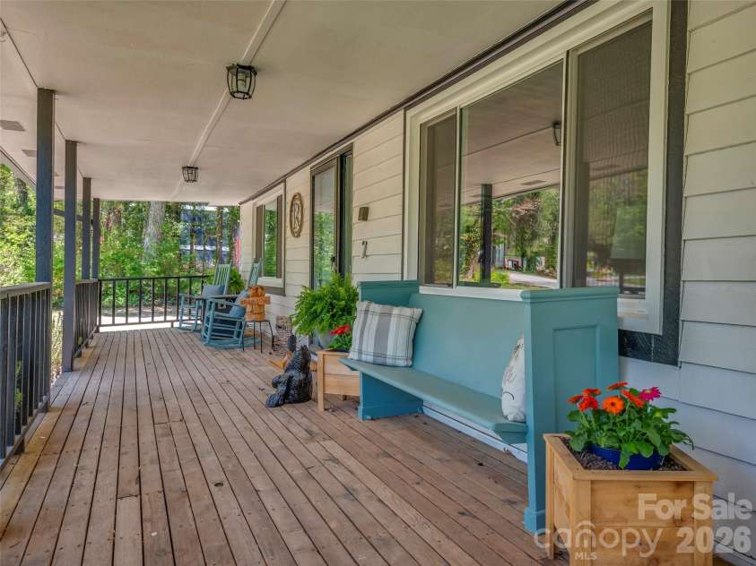 109 Scarlet Drive, Fletcher, NC 28732.  MLS# CAR4371533, YatesRealty ID 14776. 