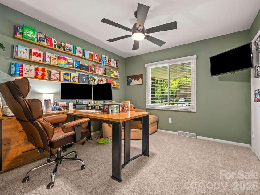 109 Scarlet Drive, Fletcher, NC 28732.  MLS# CAR4371533, YatesRealty ID 14776. 