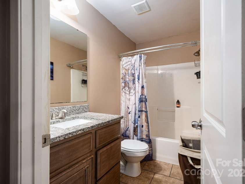 792 Carolina Mill Circle, Lincolnton, NC 28092.  MLS# CAR4262766, YatesRealty ID 14776. 