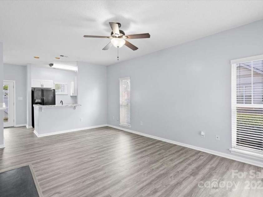 6443 Mallard View Lane, Charlotte, NC 28269.  MLS# CAR4261552, YatesRealty ID 14777. 