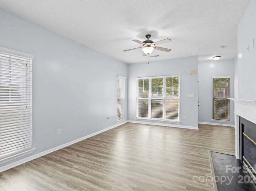 6443 Mallard View Lane, Charlotte, NC 28269.  MLS# CAR4261552, YatesRealty ID 14777. 