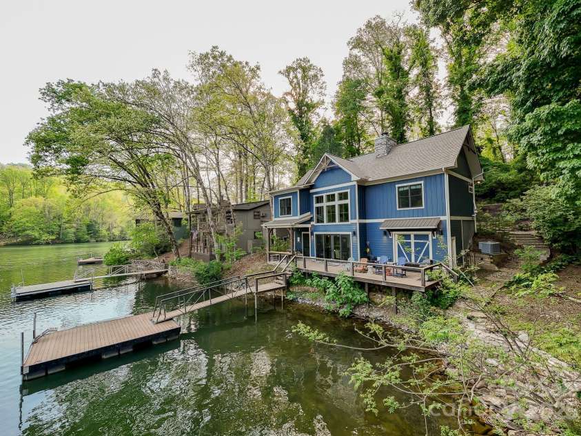 234 Forest Lake Road, Robbinsville, NC 28771.  MLS# CAR4262967, YatesRealty ID 14778. 