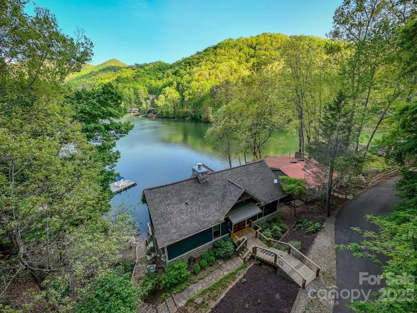 234 Forest Lake Road, Robbinsville, NC 28771.  MLS# CAR4262967, YatesRealty ID 14778. 