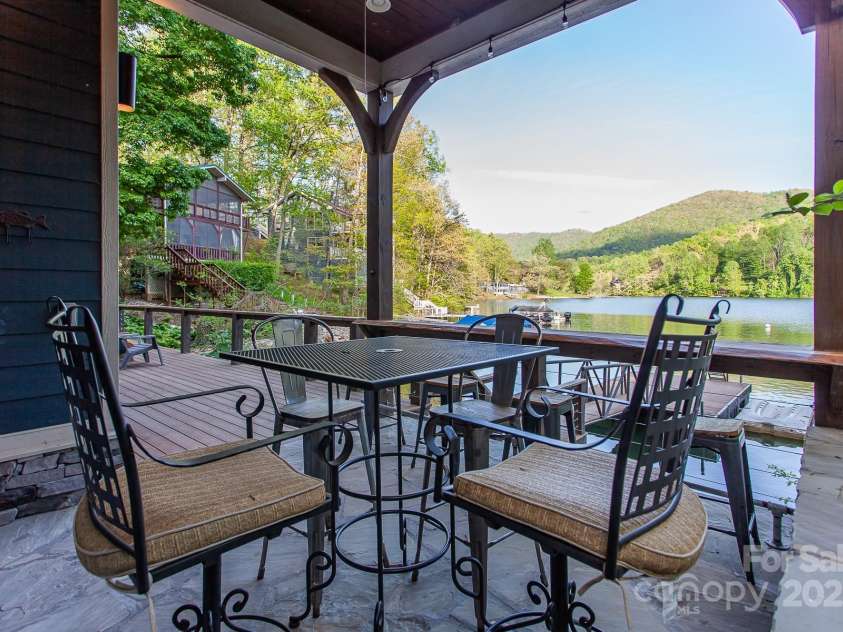 234 Forest Lake Road, Robbinsville, NC 28771.  MLS# CAR4262967, YatesRealty ID 14778. 