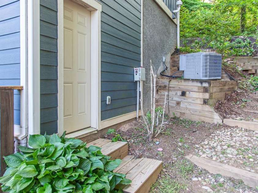 234 Forest Lake Road, Robbinsville, NC 28771.  MLS# CAR4262967, YatesRealty ID 14778. 