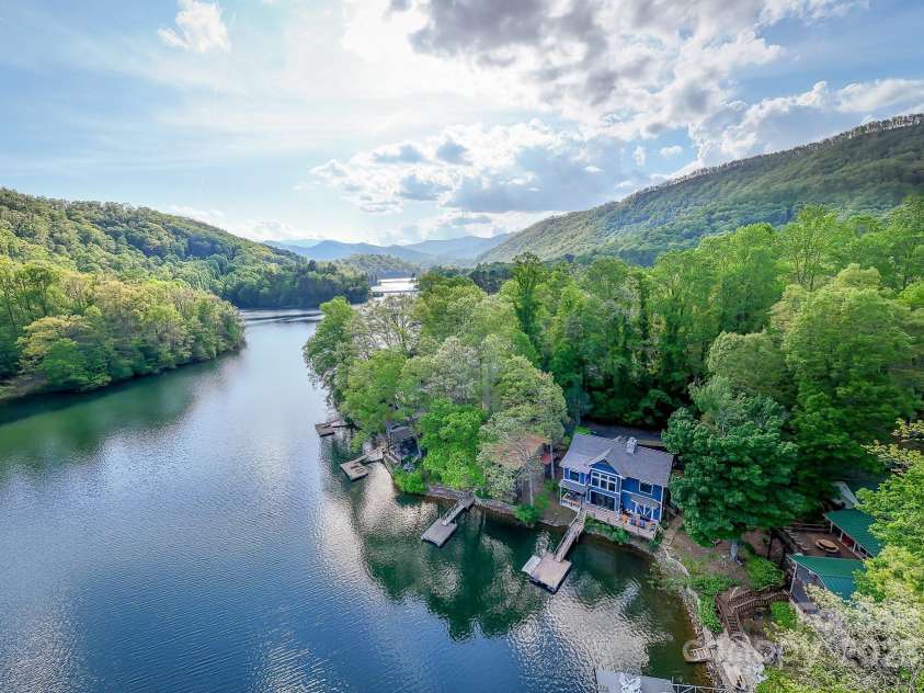 234 Forest Lake Road, Robbinsville, NC 28771.  MLS# CAR4262967, YatesRealty ID 14778. 