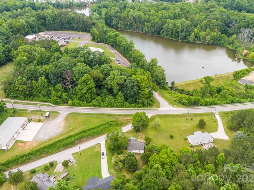 103 Fleetwood Road, York, SC 29745.  MLS# CAR4262811, YatesRealty ID 14780. 