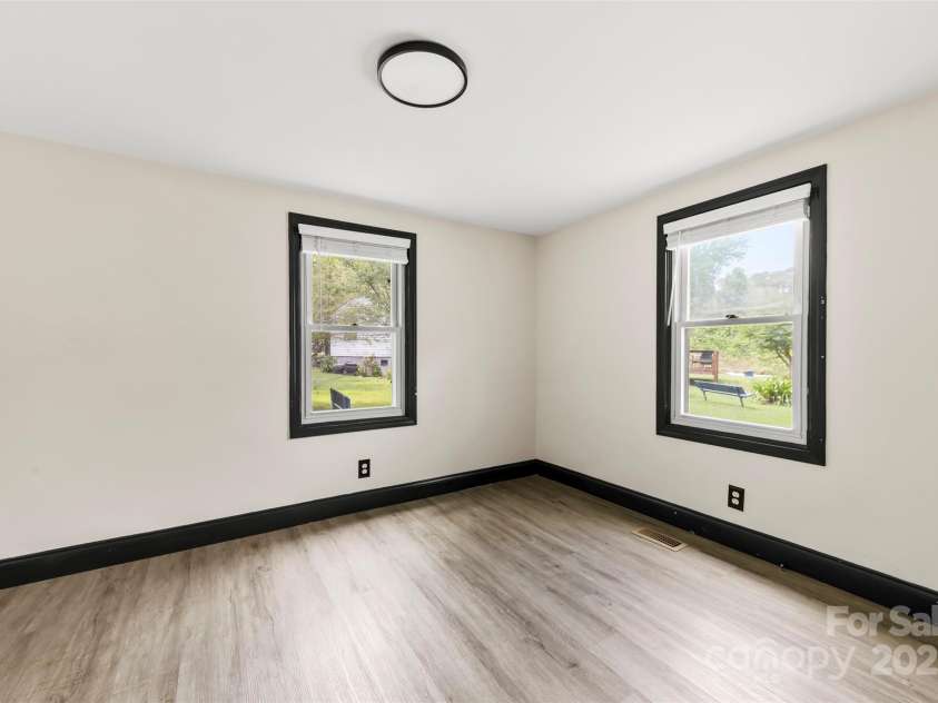 103 Fleetwood Road, York, SC 29745.  MLS# CAR4262811, YatesRealty ID 14780. 