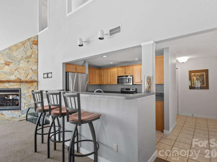 299 Blue Ridge Drive, Marion, NC 28752.  MLS# CAR4336524, YatesRealty ID 14780. 