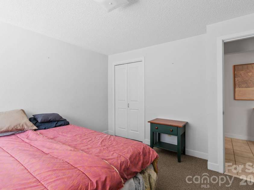 299 Blue Ridge Drive, Marion, NC 28752.  MLS# CAR4336524, YatesRealty ID 14780. 