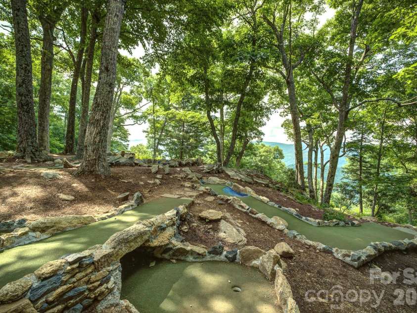 23 Eagle Park Circle, Banner Elk, NC 28604.  MLS# CAR4373835, YatesRealty ID 14781. Mini golf, mountain style