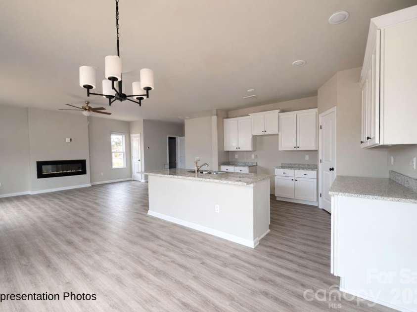 111 Pinnacle Crossing, Shelby, NC 28152.  MLS# CAR4353221, YatesRealty ID 14782. 