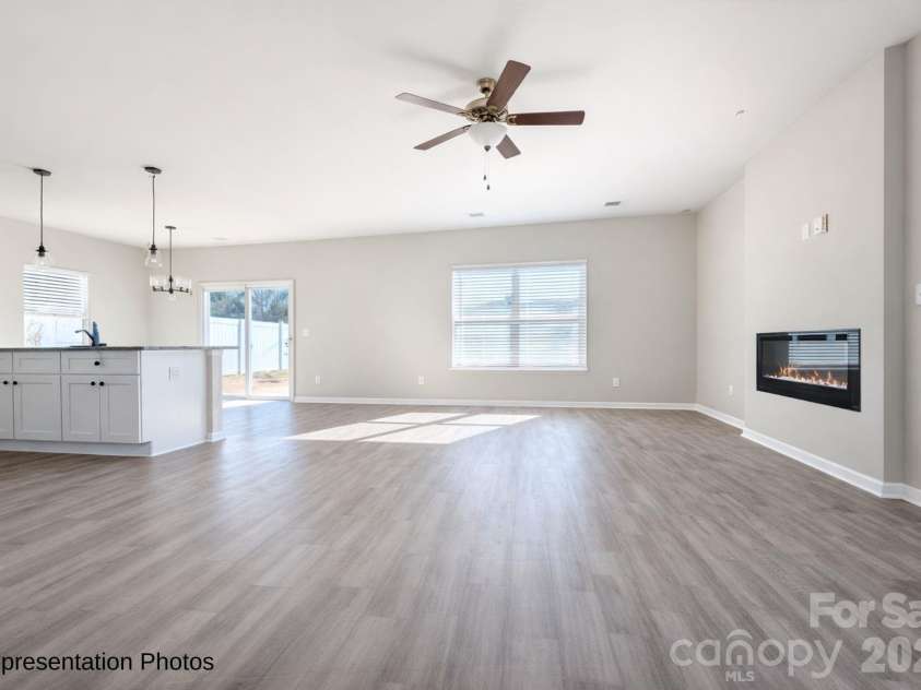 111 Pinnacle Crossing, Shelby, NC 28152.  MLS# CAR4353221, YatesRealty ID 14782. 