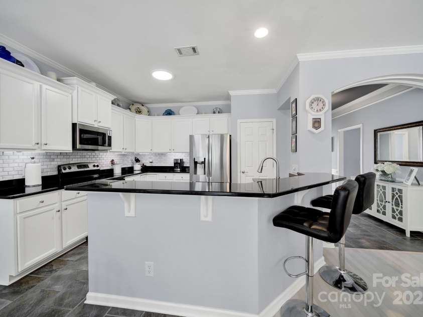2224 Hartwell Lane, Fort Mill, SC 29707.  MLS# CAR4261261, YatesRealty ID 14787. 