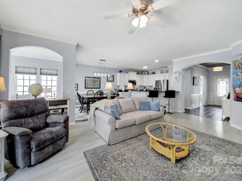 2224 Hartwell Lane, Fort Mill, SC 29707.  MLS# CAR4261261, YatesRealty ID 14787. 